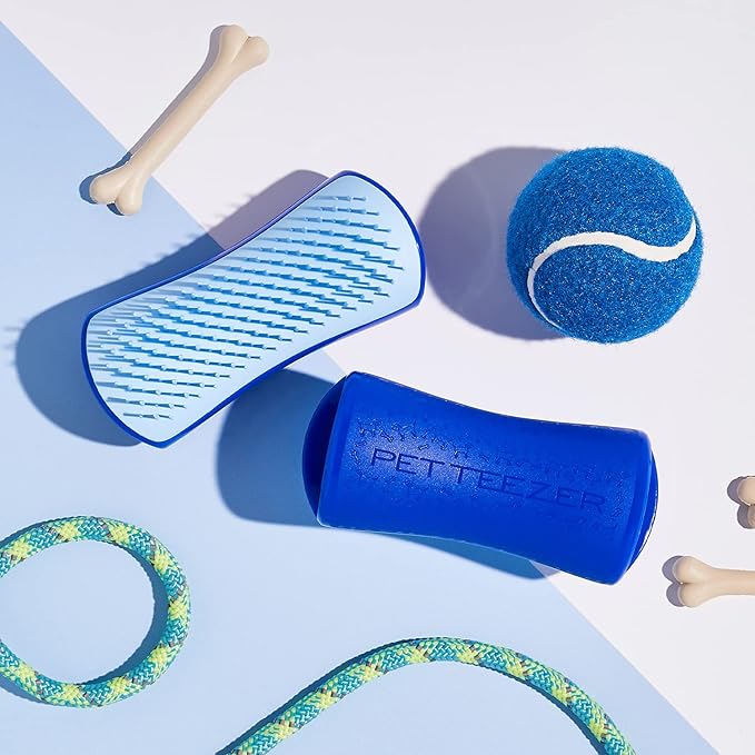 Pet Teezer by Tangle Teezer De-Shedding Dog Grooming Brush, Dry Brush or Dog Bath Brush for Wet or Dry Fur, Small, Navy & Sky Blue