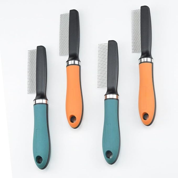 Combs for Grooming The Fur of Cats and Dogs, Available In A Variety of Colors. (Density,Hermès orange)